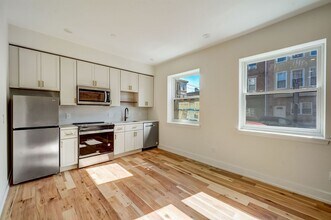 620 S 8th St-Unit -8 in Philadelphia, PA - Building Photo - Building Photo