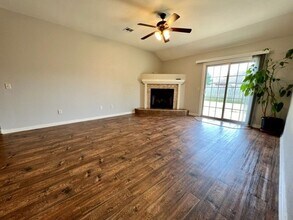 4041 W Spring House Dr in Fayetteville, AR - Building Photo - Building Photo