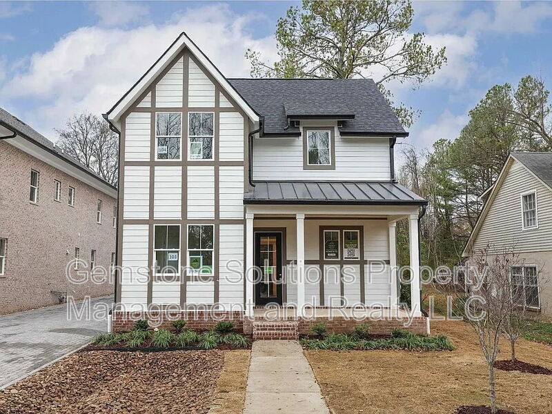 207 Fairground St in Franklin, TN - Building Photo