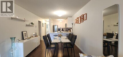 1525 Pendrell St in Vancouver, BC - Building Photo - Building Photo