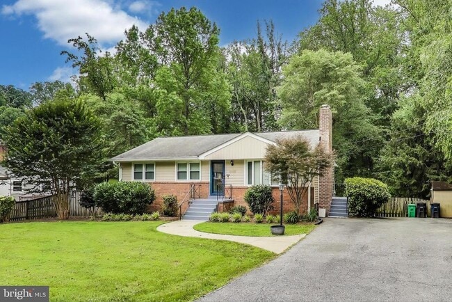 property at 6107 Parkway Dr