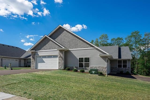 5689 Roy's Ridge in Loves Park, IL - Building Photo - Building Photo