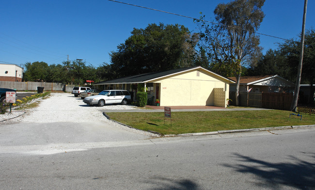 379 42nd Ave N in St. Petersburg, FL - Building Photo - Building Photo