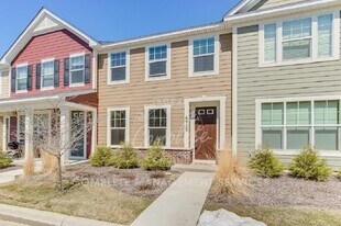 6923 Crosby Ct in Excelsior, MN - Building Photo