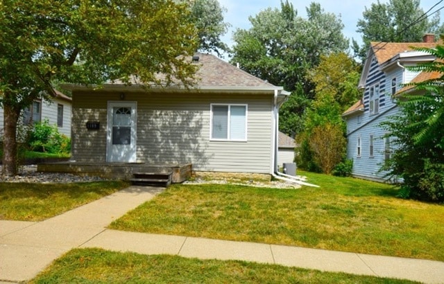 property at 1119 Hill Ave