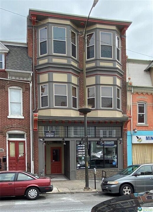 115 N Eighth St in Allentown, PA - Building Photo