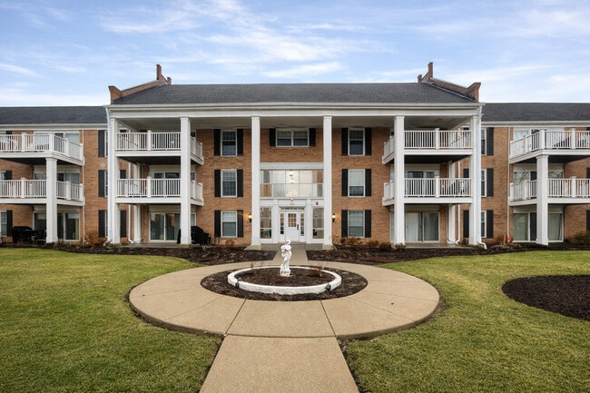 5501 Carriage Way Dr