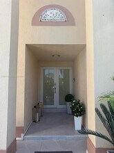 15022 SW 143rd Terrace in Miami, FL - Building Photo - Building Photo