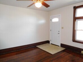 231-233 W 6th St in Waynesboro, PA - Building Photo - Building Photo