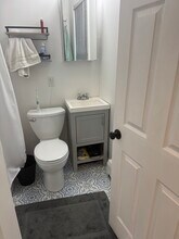 125 Trenton St, Unit #1 in Boston, MA - Building Photo - Building Photo