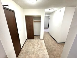 Fairway Woods Apartments in Winona, MN - Foto de edificio - Building Photo