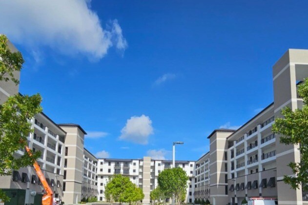 Harbour Springs in Naranja, FL - Foto de edificio - Building Photo