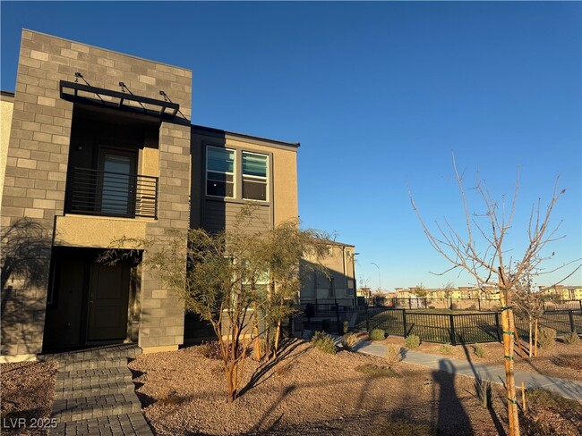 1088 Ammonite Ave in Henderson, NV - Building Photo - Building Photo