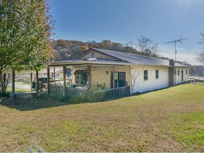 492 Olinger Dr in Kingsport, TN - Building Photo - Building Photo