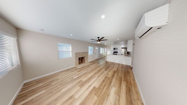 5171 La Dorna St in San Diego, CA - Building Photo - Building Photo