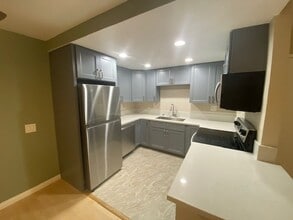 206 Woodland Pkwy in San Marcos, CA - Building Photo - Building Photo