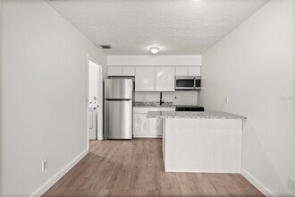 2931 SE 52nd Ave in Ocala, FL - Building Photo - Building Photo