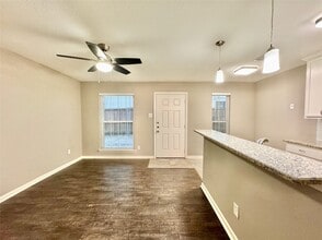 4319 McKinney Ave, Unit 104 in Dallas, TX - Foto de edificio - Building Photo