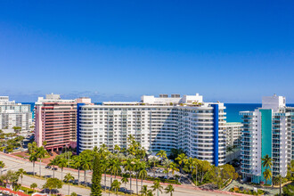 Copabella in Miami Beach, FL - Building Photo - Building Photo