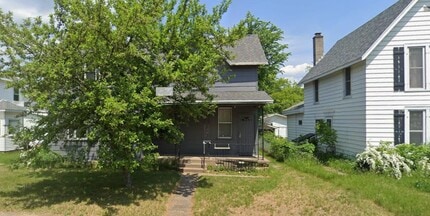 115 E Somo Ave in Tomahawk, WI - Building Photo - Building Photo