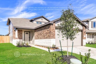 11019 Inflow Dr, Unit 304 in Cut And Shoot, TX - Building Photo - Building Photo