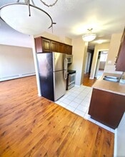 911 10 St in Cold Lake, AB - Building Photo - Building Photo