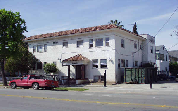 Carlson's Apartments