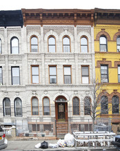 255 Hart St in Brooklyn, NY - Building Photo - Building Photo