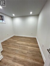 423 Tealby Crescent in Waterloo, ON - Building Photo - Building Photo