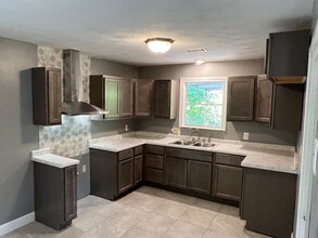 9175 Gardner St in Beaumont, TX - Building Photo - Building Photo