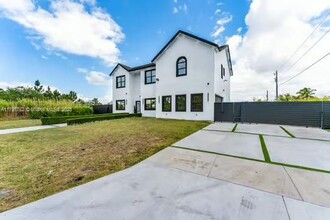 11761 SW 226th Terrace in Miami, FL - Building Photo - Building Photo
