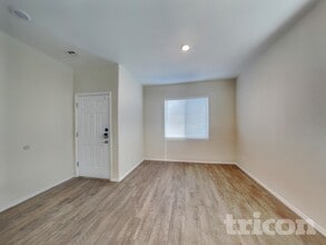 3715 Buffalo Trail Rd NE in Rio Rancho, NM - Building Photo - Building Photo