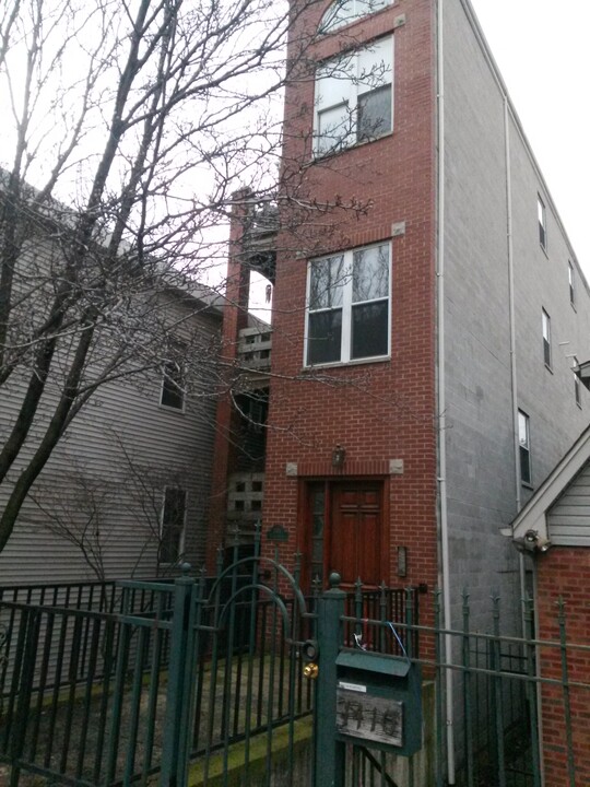 1406 N Greenview Ave in Chicago, IL - Building Photo