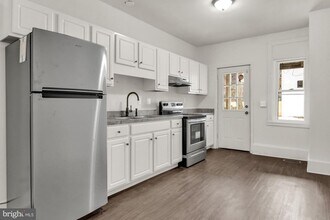 622 Woodbine St in Harrisburg, PA - Building Photo - Building Photo