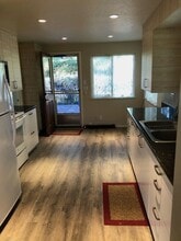 14645 Meadow Dr in Grass Valley, CA - Building Photo - Building Photo