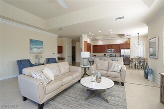7152 Lemuria Cir in Naples, FL - Building Photo - Building Photo