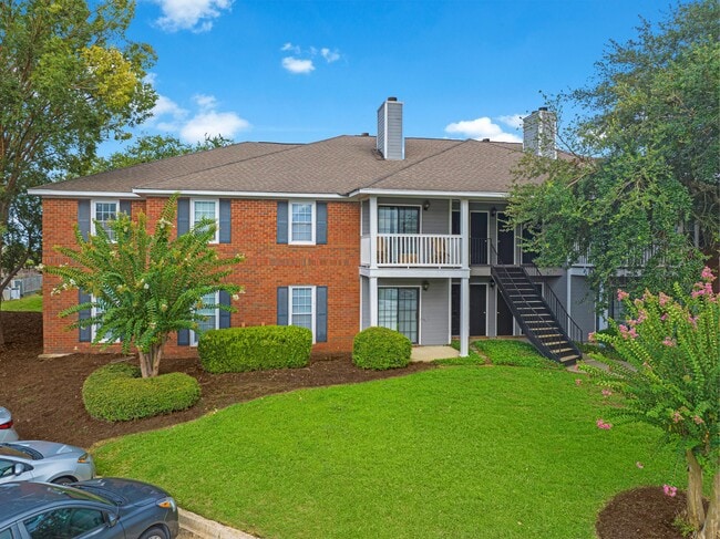 Halcyon Park in Montgomery, AL - Building Photo - Building Photo