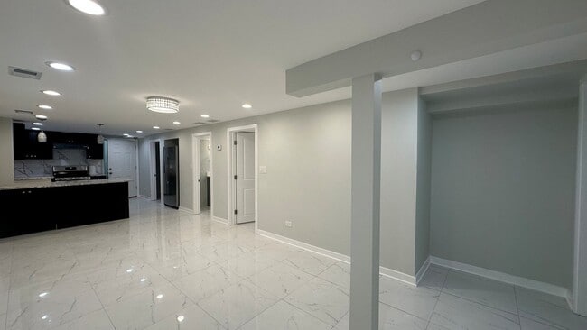 5405 N Campbell Ave in Chicago, IL - Foto de edificio - Building Photo