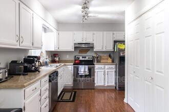 9009 Tall Timber Dr in Knoxville, TN - Building Photo - Building Photo