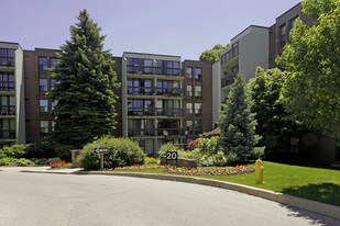 20 Fashion Roseway in Toronto, ON - Building Photo
