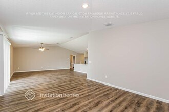 759 Lomas St in Port St. Lucie, FL - Foto de edificio - Building Photo