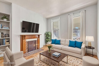 2030 Scott Blvd in Covington, KY - Foto de edificio - Building Photo