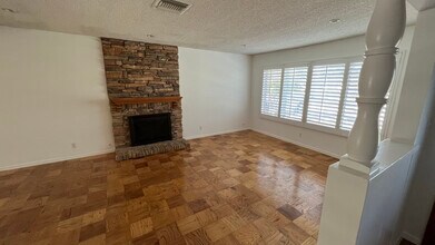 7728 Sausalito Ave in West Hills, CA - Building Photo - Building Photo