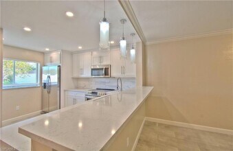 2360 Naples Trace Cir, Unit 4-406 in Naples, FL - Building Photo - Building Photo