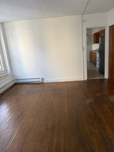 49 S Front St in York Haven, PA - Foto de edificio - Building Photo