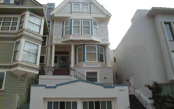 2011 Vallejo St in San Francisco, CA - Foto de edificio - Building Photo