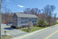 272 S Main St in Attleboro, MA - Foto de edificio - Building Photo