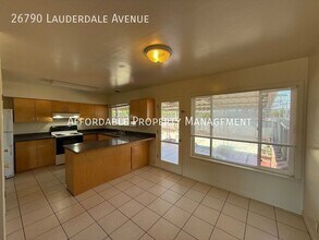 26790 Lauderdale Ave in Hayward, CA - Building Photo - Building Photo