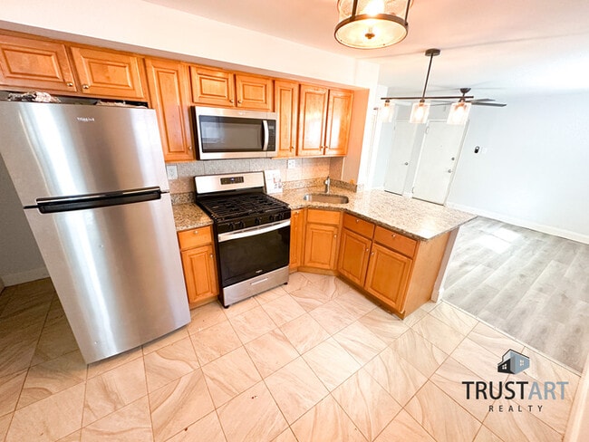 property at 9726 Bustleton Ave
