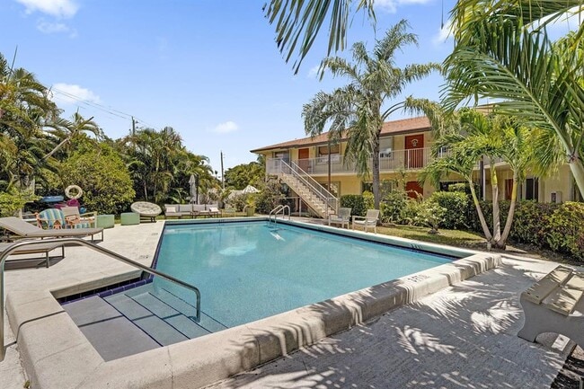 property at 1250 Miami Rd